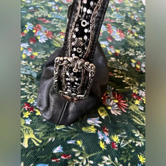 Betsey Johnson Shoulder Bag - Picture 8 of 13